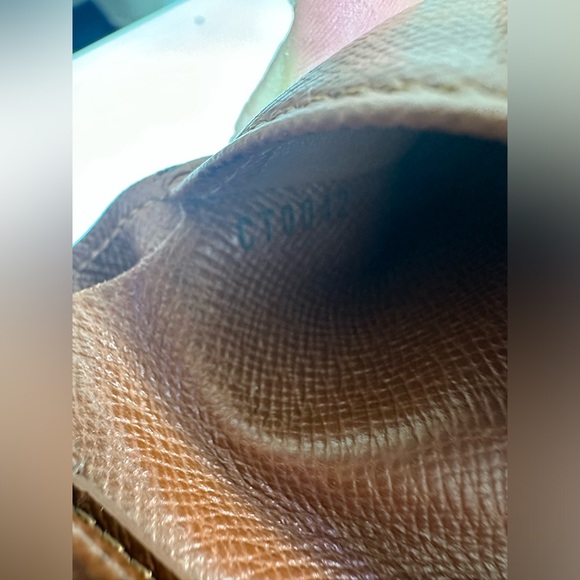 SOLD 🚨 Louis Vuitton Monogram Bifold - Picture 9 of 9